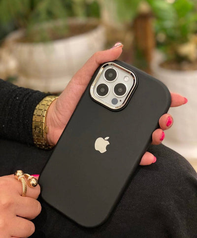 New Chrome Apple Logo Luxury Silicone Case! 🩶