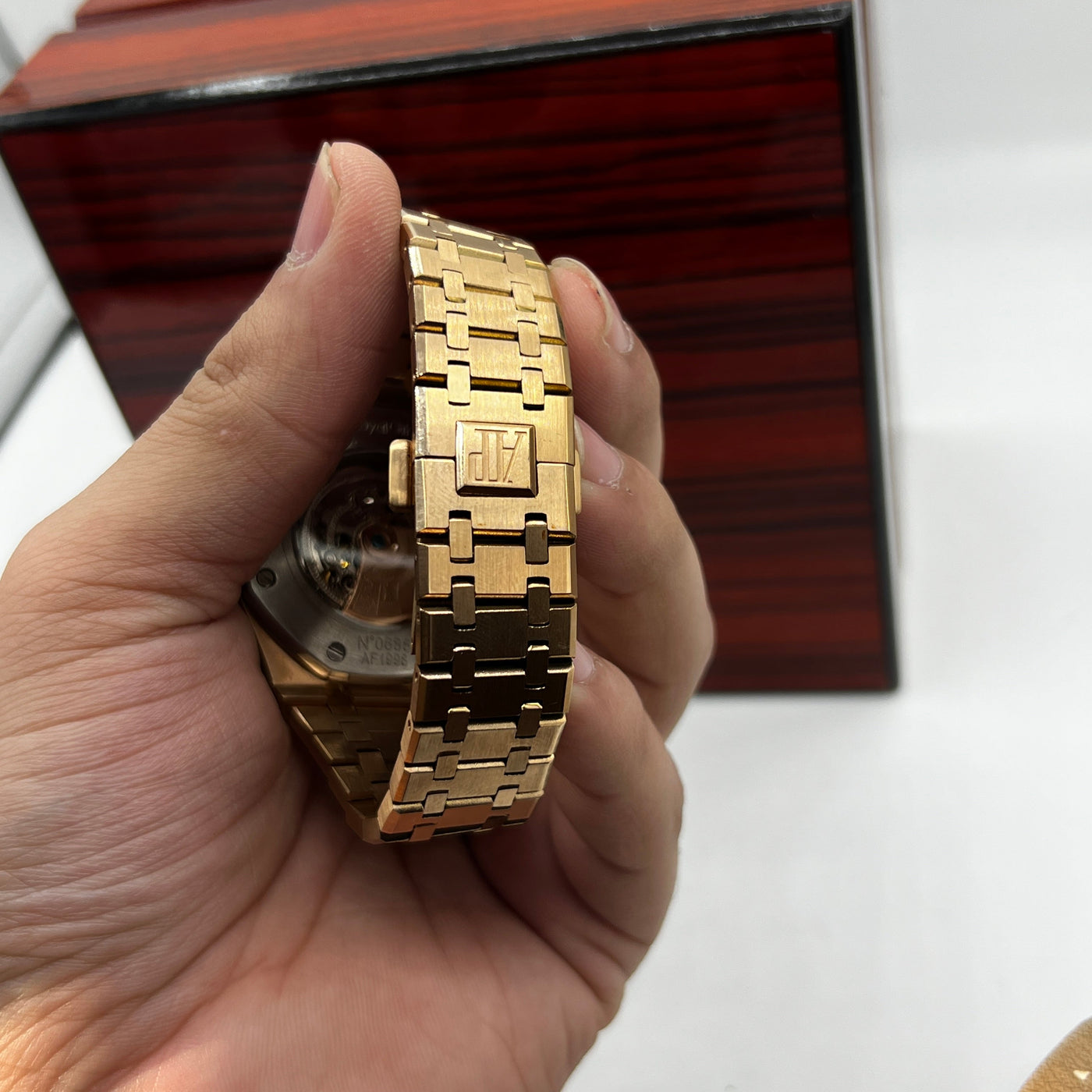 AP MASTER PLUS WATCH AUTOMATIC