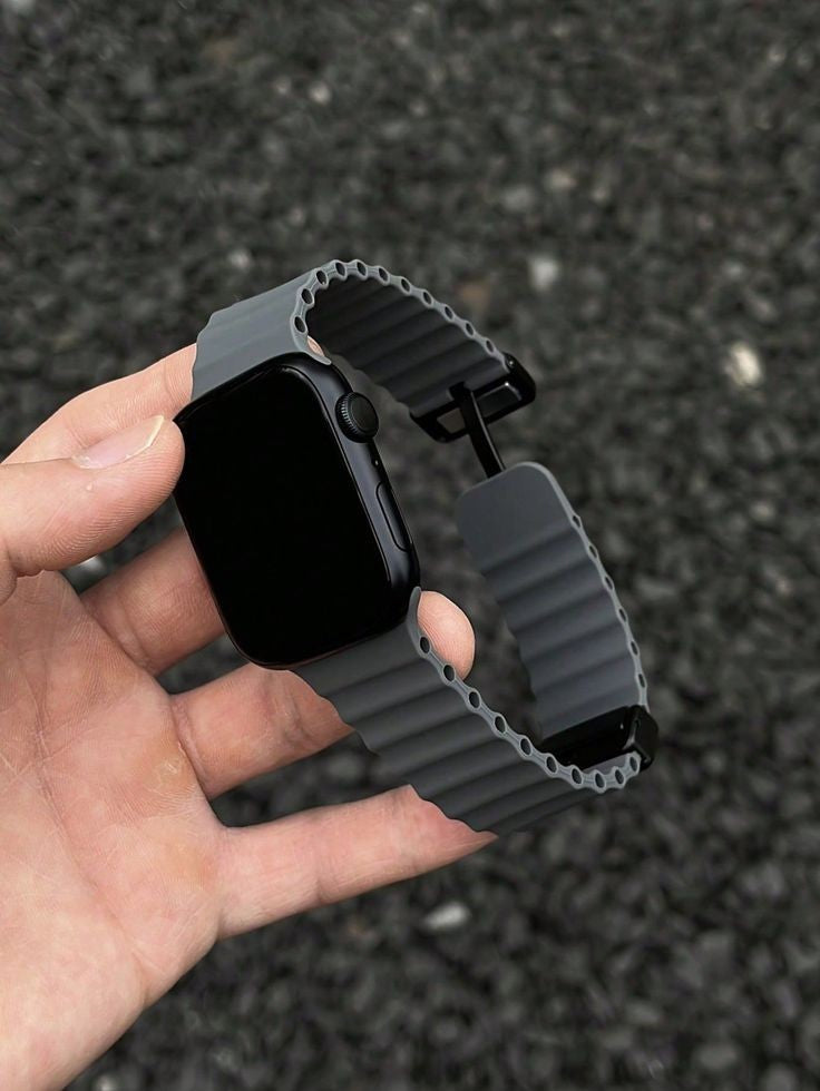 Apple logo watch series 9 with Ocean Buckle Strap