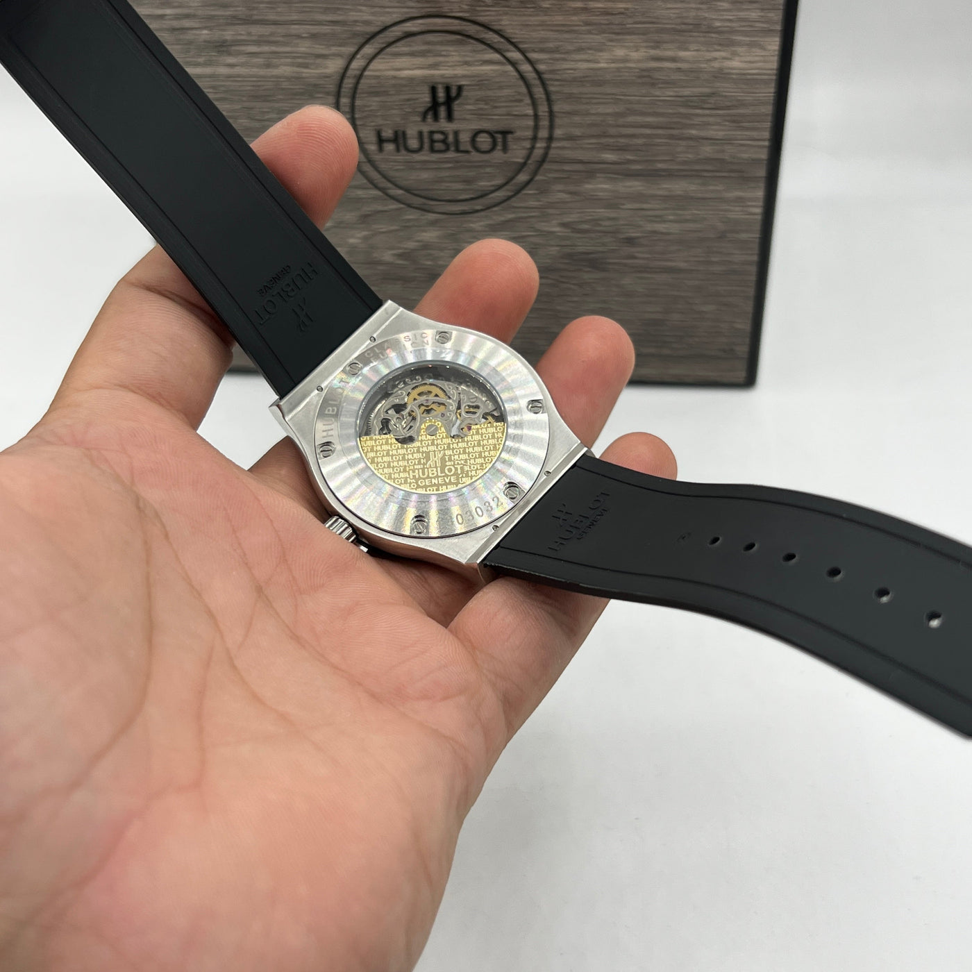 HUB MASTER PLUS WATCH
