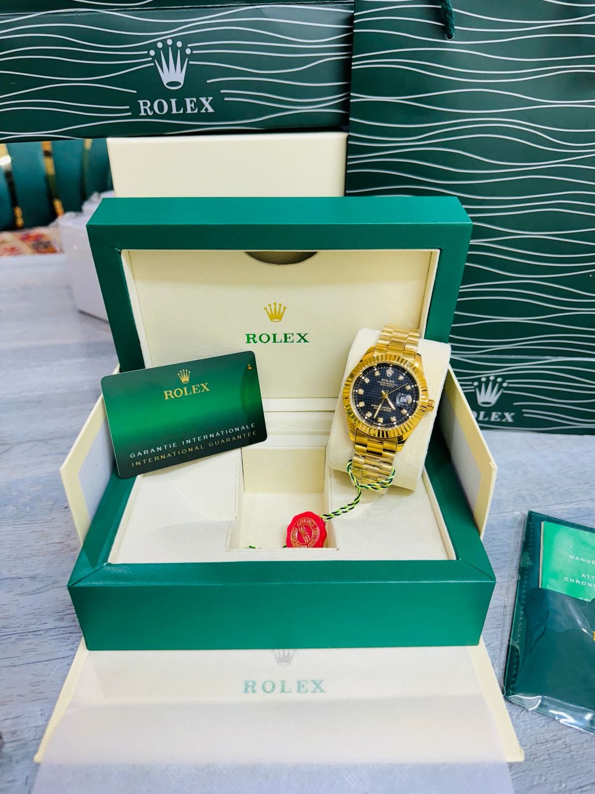 ROLEXWATCH  WITH ORIGINAL BOX