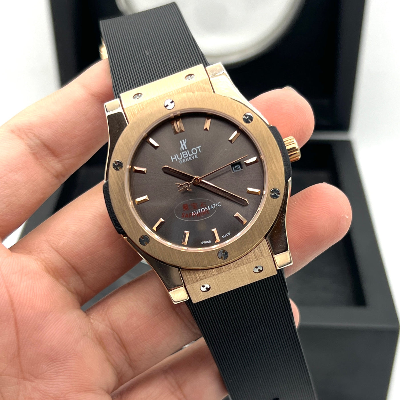 HUB MASTER PLUS PREMIUM AUTOMATIC WATCH WITH BOX