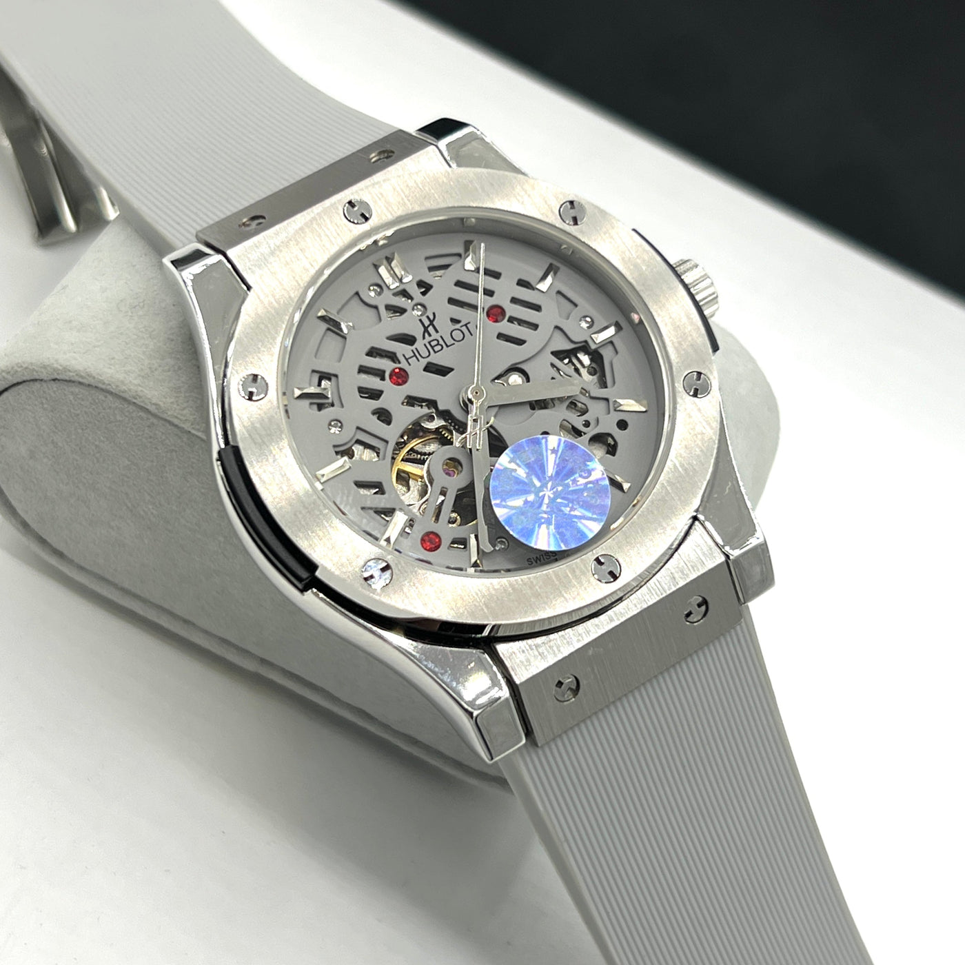 HUB MASTER PLUS PREMIUM AUTOMATIC WATCH WITH BOX