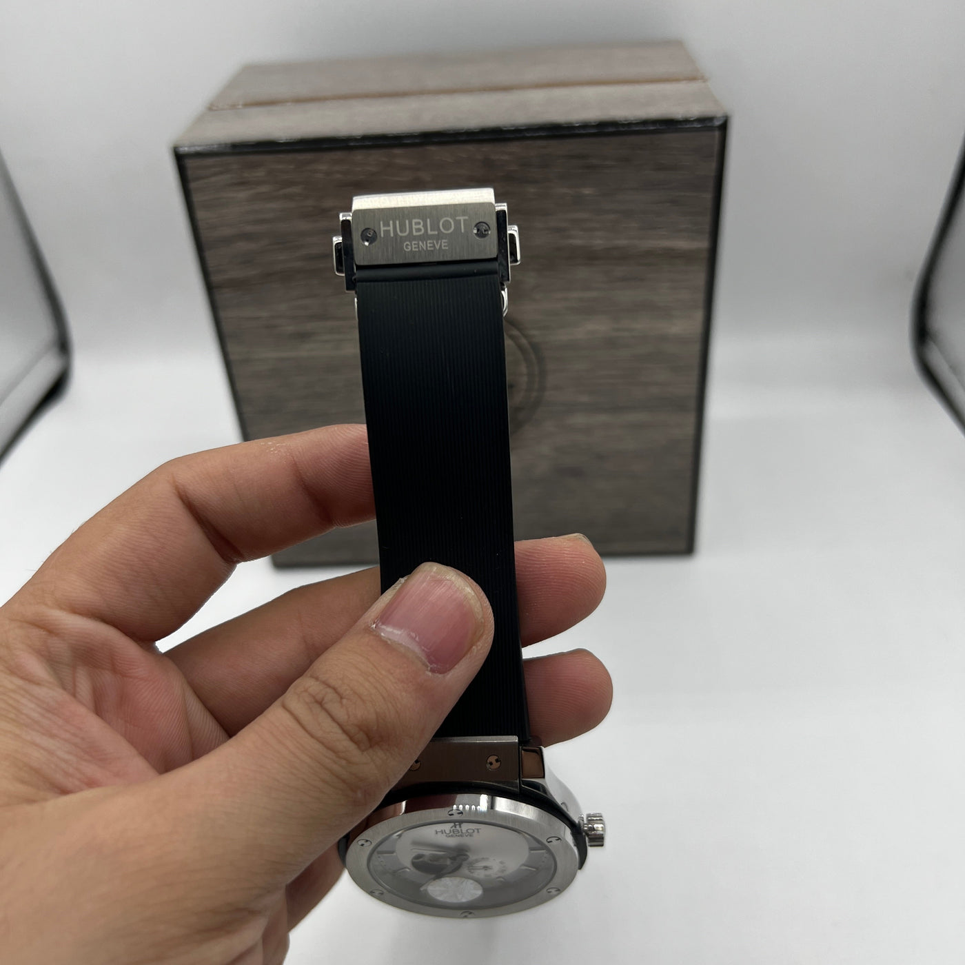 HUB MASTER PLUS WATCH