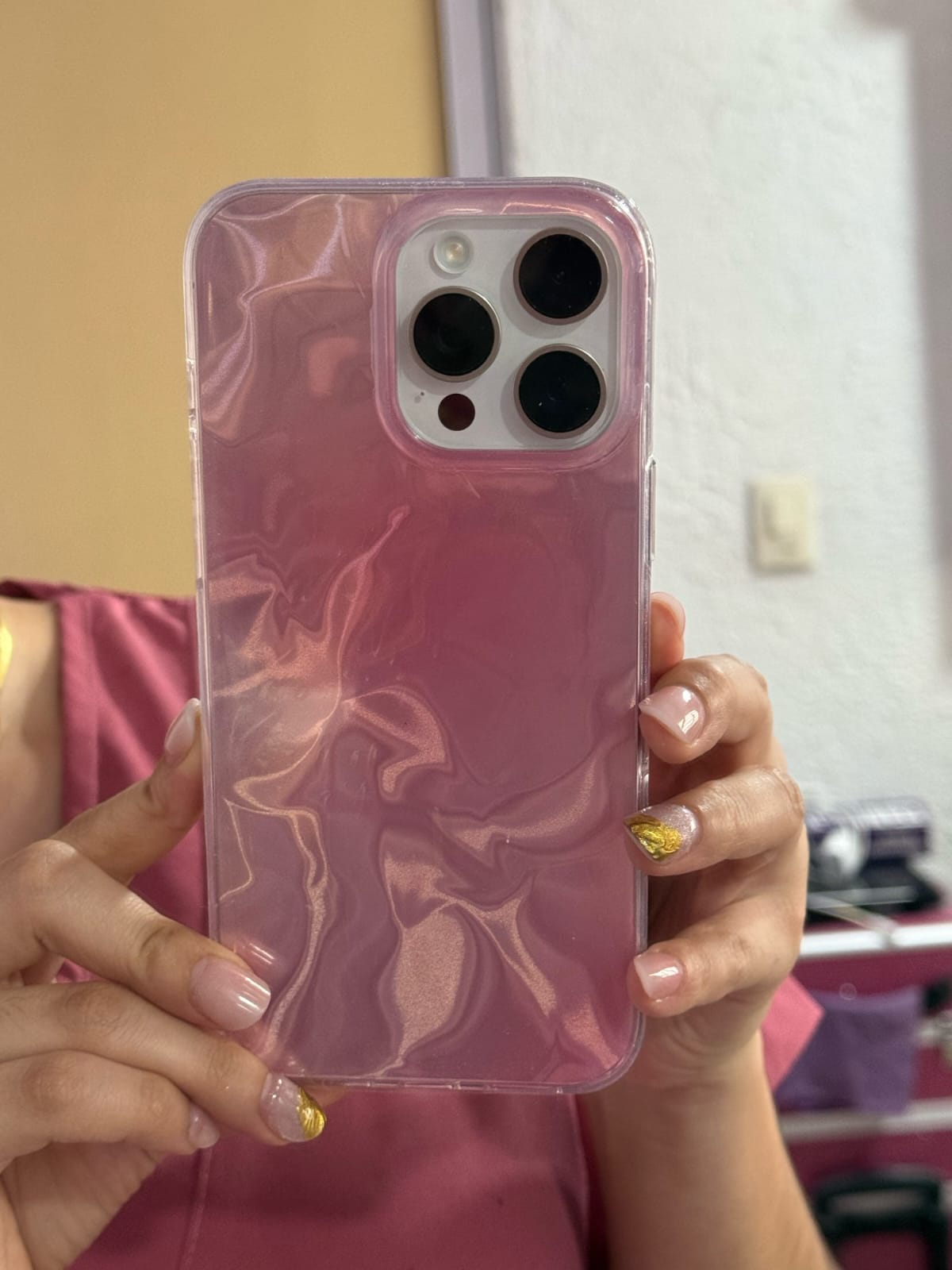 New Gradient Pinky Holographic Case 🌸