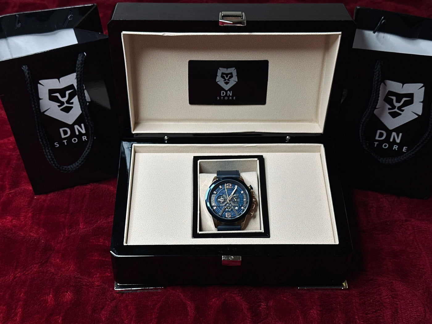 Curren Chronographs Working