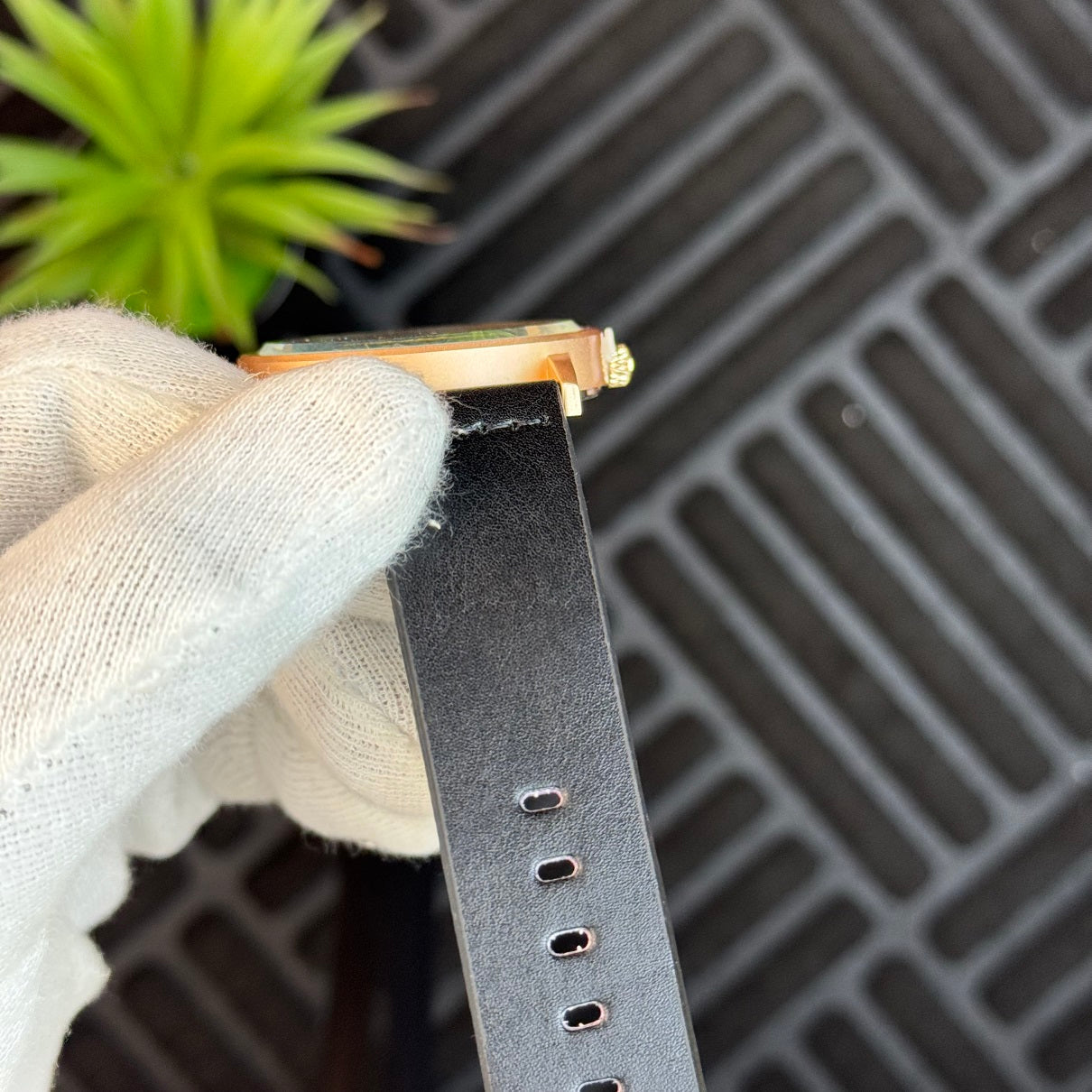 TOMI Men Luxury Leather Strap Watch