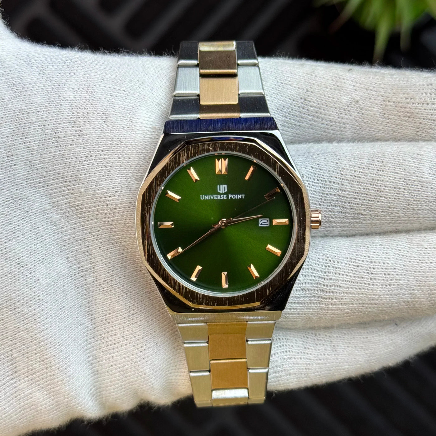 Universal Point Luxury Watch