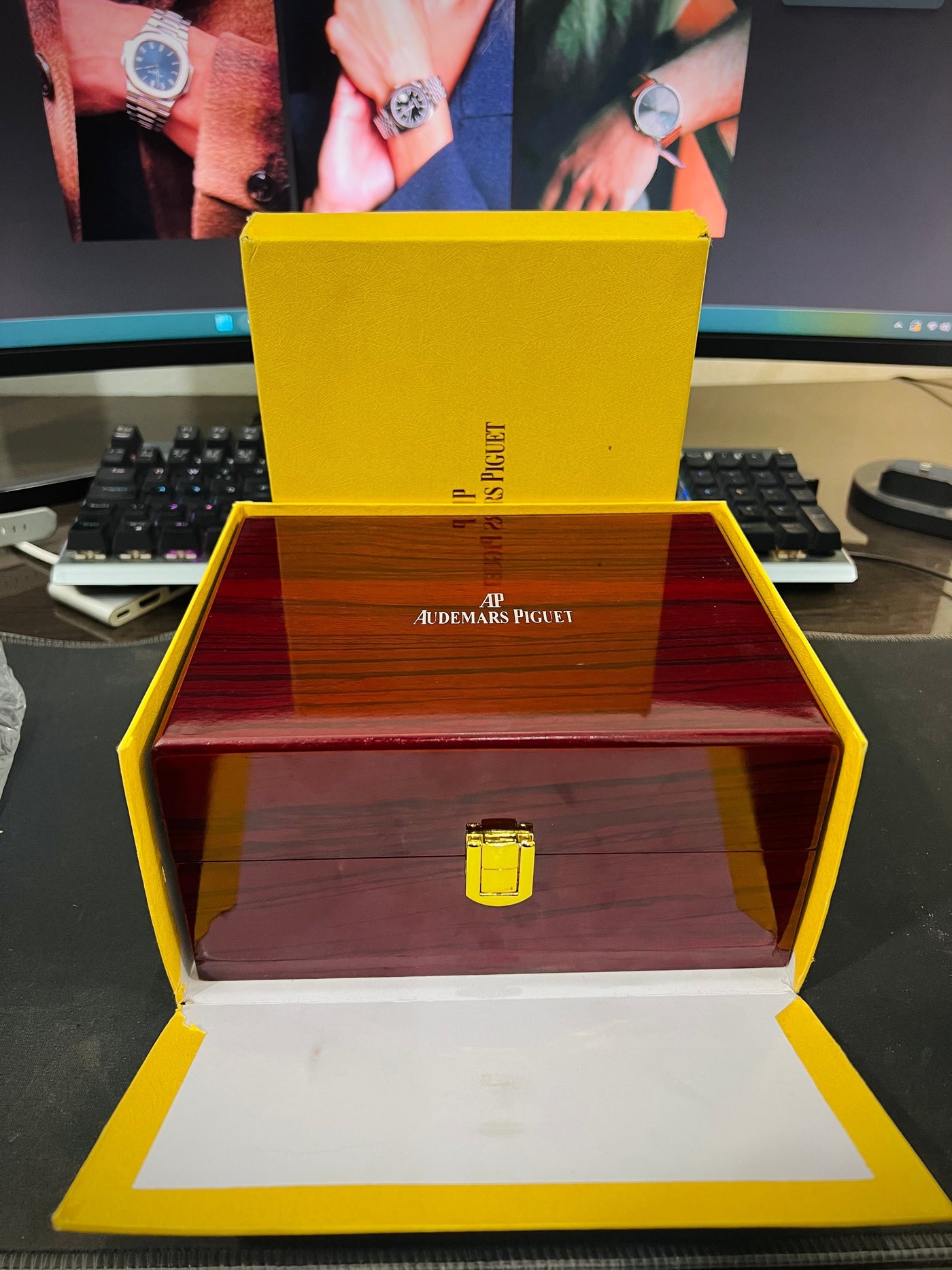 AP - AUDEMARS PIGUET Original Box Only