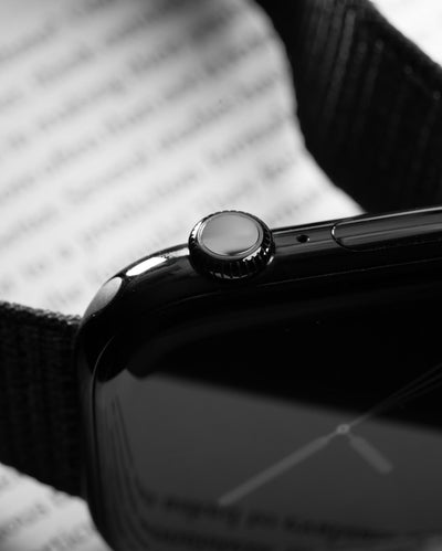 Apple Logo Series 10 Black (Black Nylon Strap + Free Silicone Straps)
