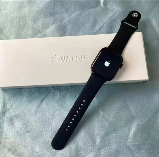 Smartwatch Series 10 with free blue nylon straps