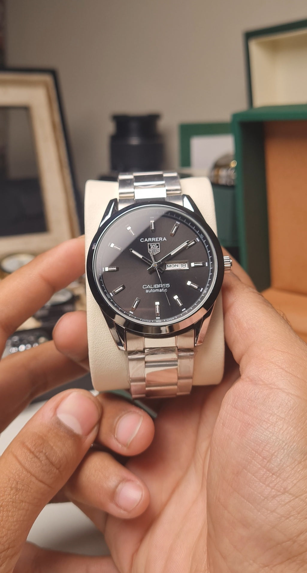 TagHuer Carrera Calibre 5-Day - Date - Luxury Stainless Steel Watch