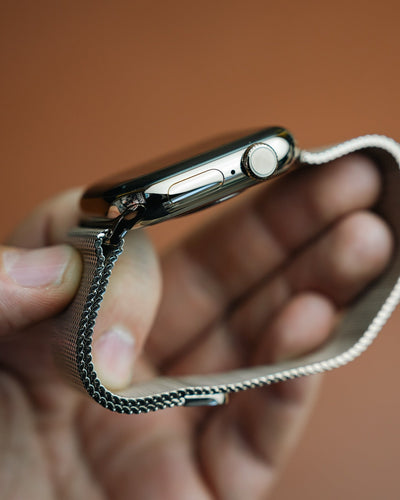 Apple Logo Series 10 Gold (Magnetic Chain + Free Silicone Straps)
